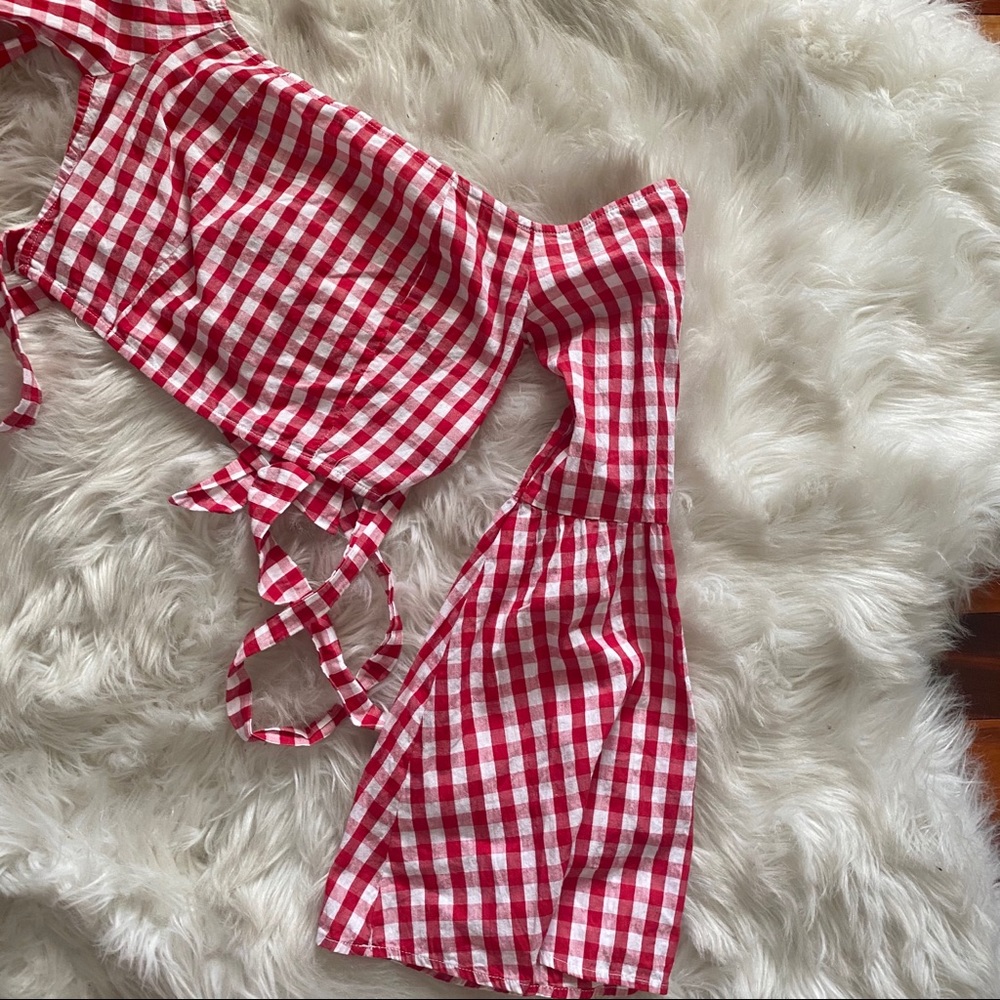 LF Backless Gingham Crop w Bell Sleeves & Ties